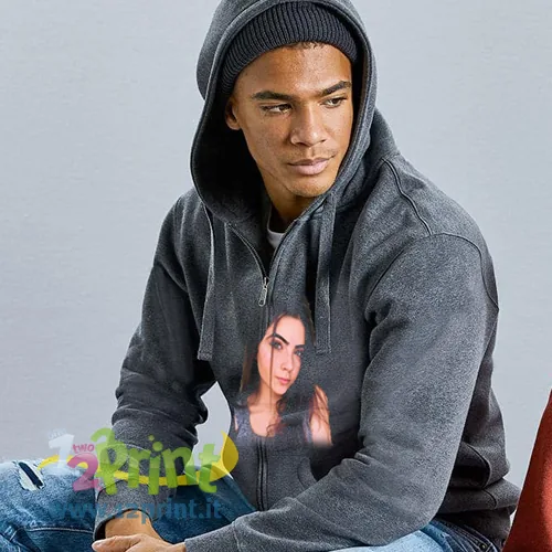 Felpa premium con cappuccio e zip personalizzata